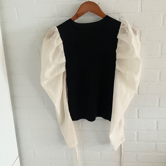 NWOT Zara Blouse Black knit body Off-White Puffy Statement Long Sleeve S - Picture 12 of 15